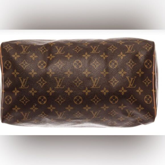 Auth 35 Louis Vuitton speedy Excellent‎ bag very clean - Picture 2 of 4